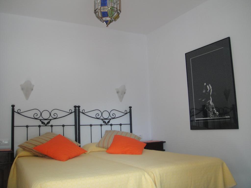 Casa La Felicidad Hotel Chiclana de la Frontera Bilik gambar